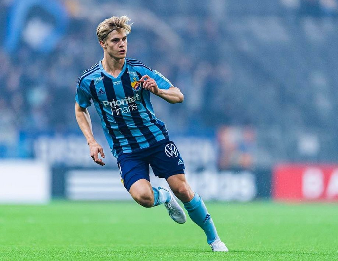 九游登录中心 -拜仁慕尼黑2425赛季球衣购买